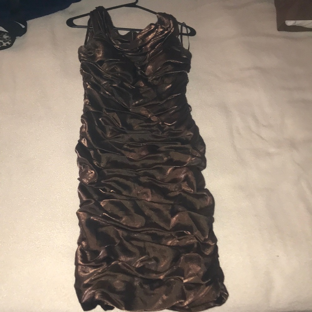 NWOT Cachet brown ruched dress size 6